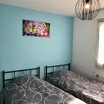 Agreable Maison Proche Gare Avec Parking Gratuit Prázdninový dům *